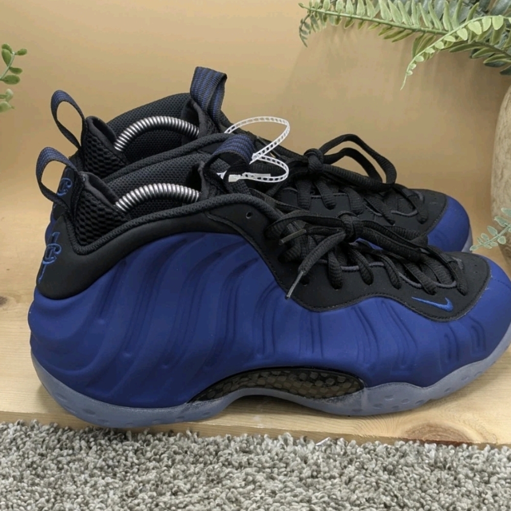 Nike Air Foamposite One Deep Royal Mens Size 8.5 Basketball Shoes Casual Walking